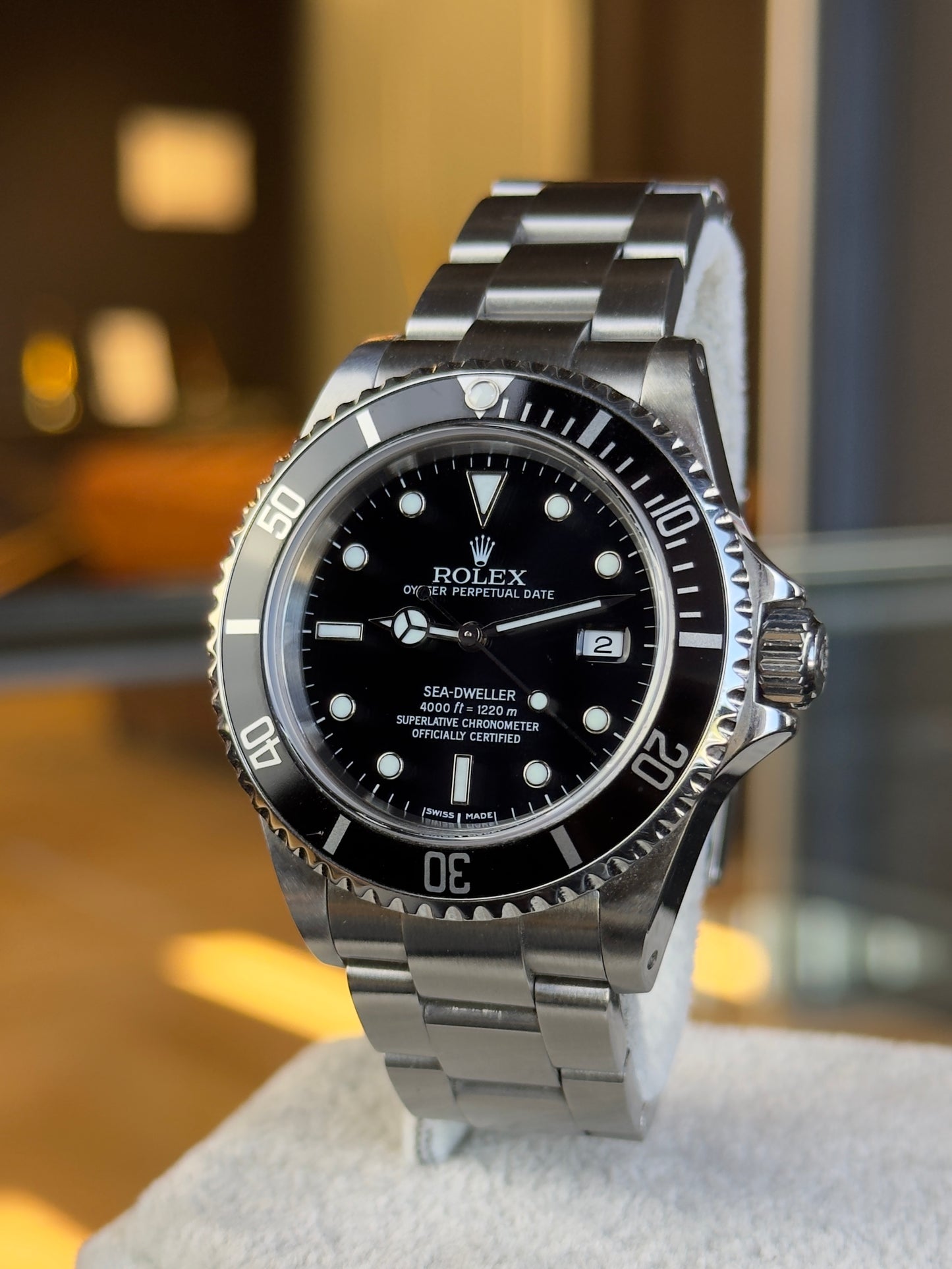 Rolex Sea Dweller 16600 Black Dial Full Set Pre Owned